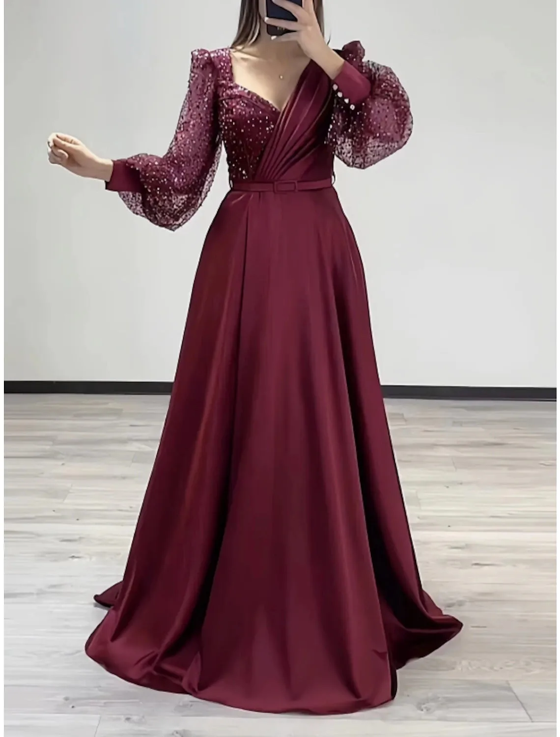 A-Line Evening Gown Elegant Dress Formal Fall Sweep / Brush Train Long Sleeve V Neck Satin with Glitter Pleats Strappy