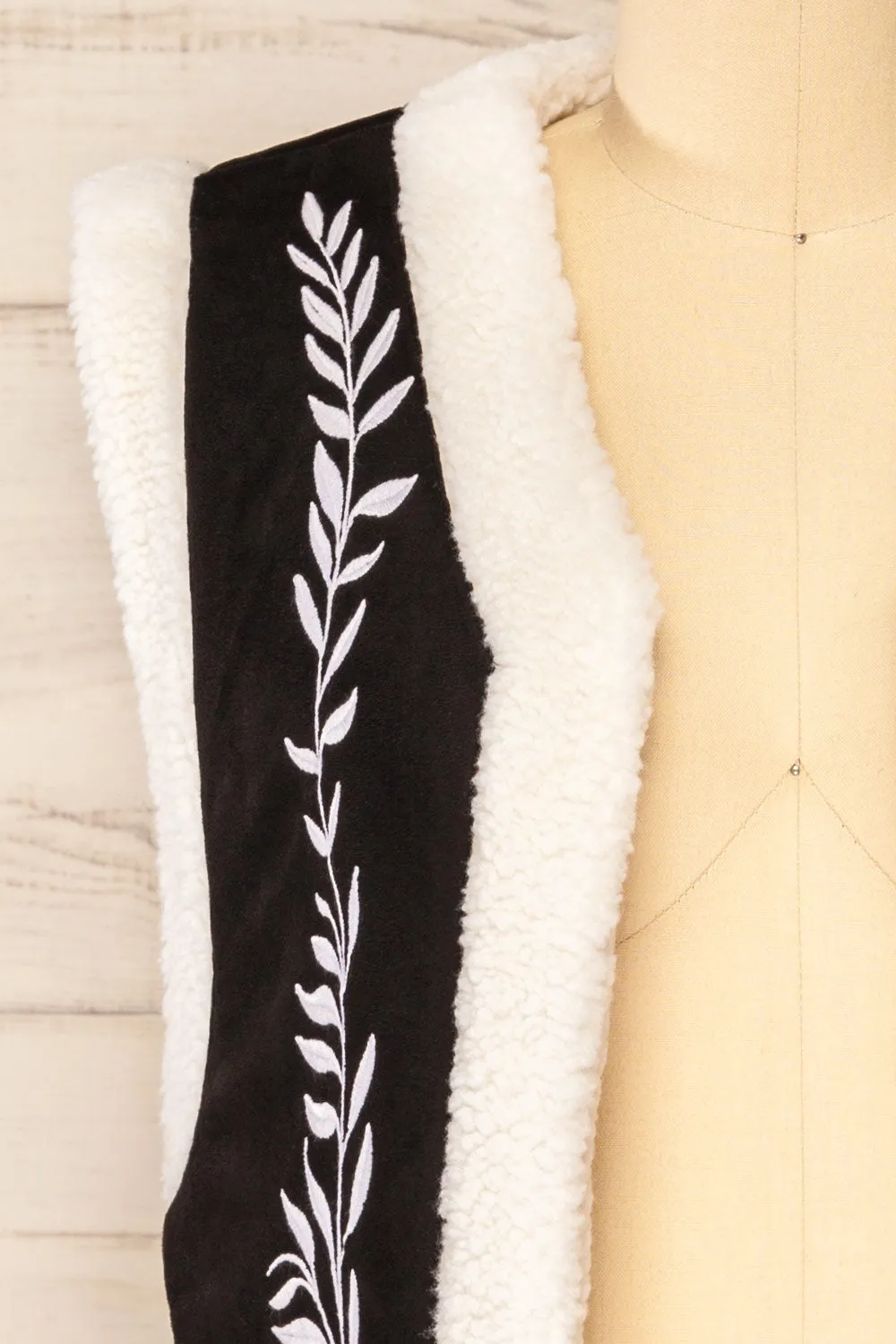 Alicante | Black & White Embroidered Sherpa Vest