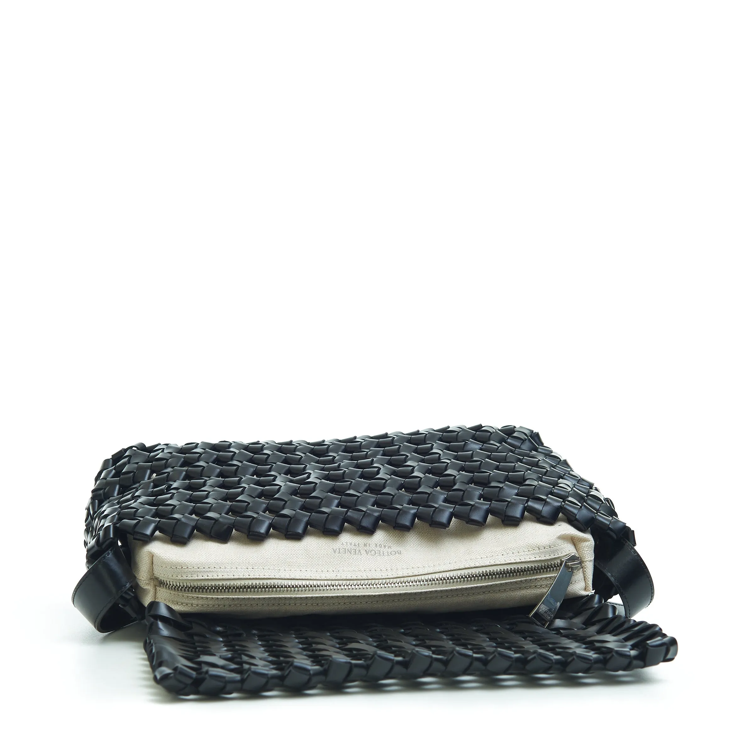 BV WINDOW Crossbody Bag in Black Woven Crochet Leather