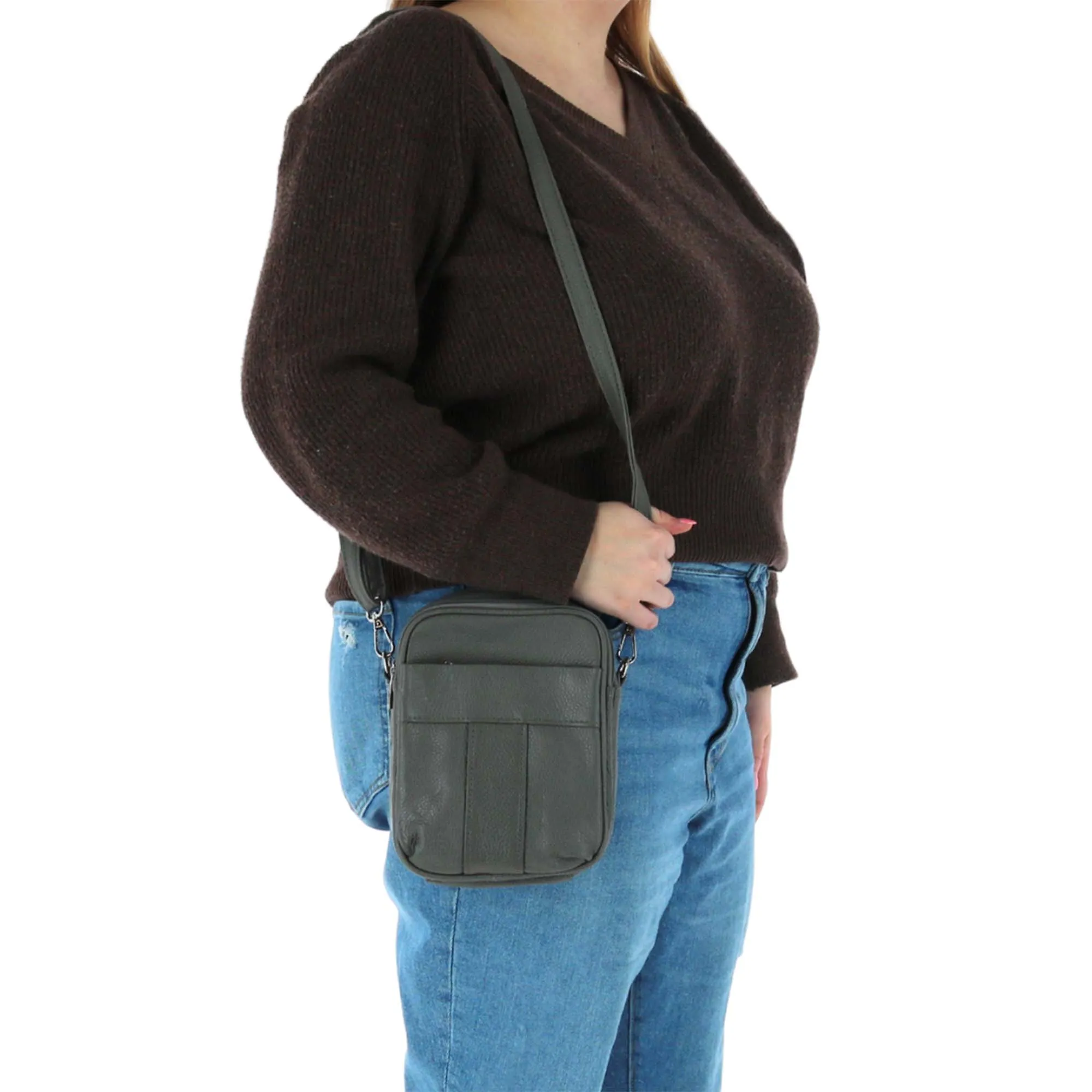 CTM® Cowhide Convertible Crossbody Waist pack