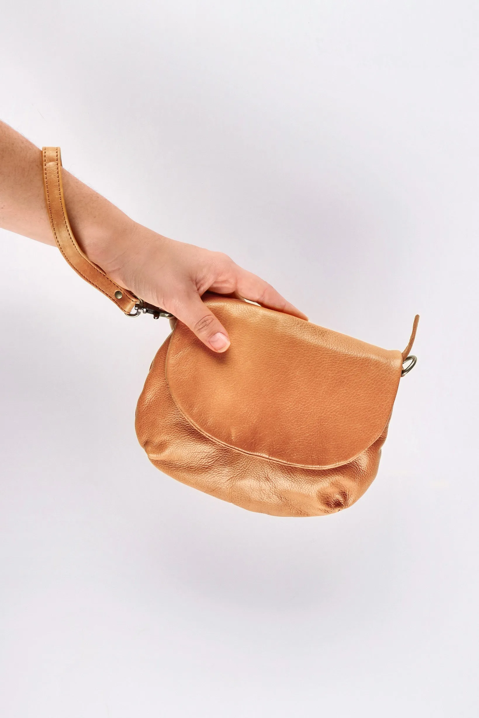 Dusky Robin Zoe Bag Clutch Tan