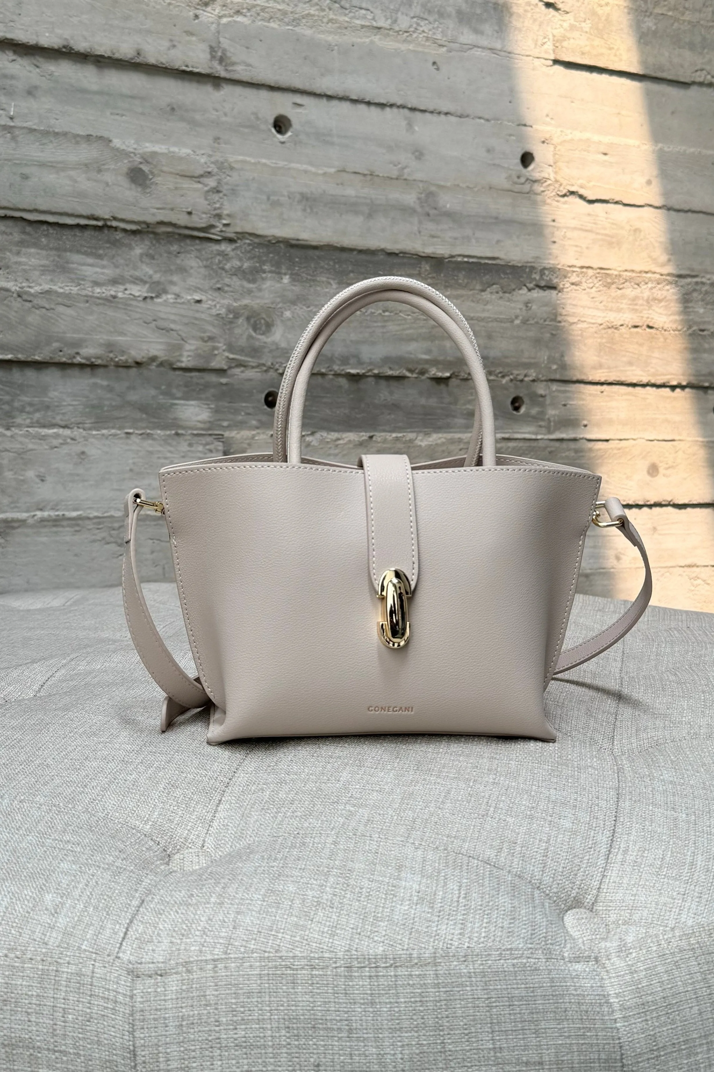 Elegant Bag - Ivory - Tas Wanita Bahan Kulit Warna Ivory - AC1711490