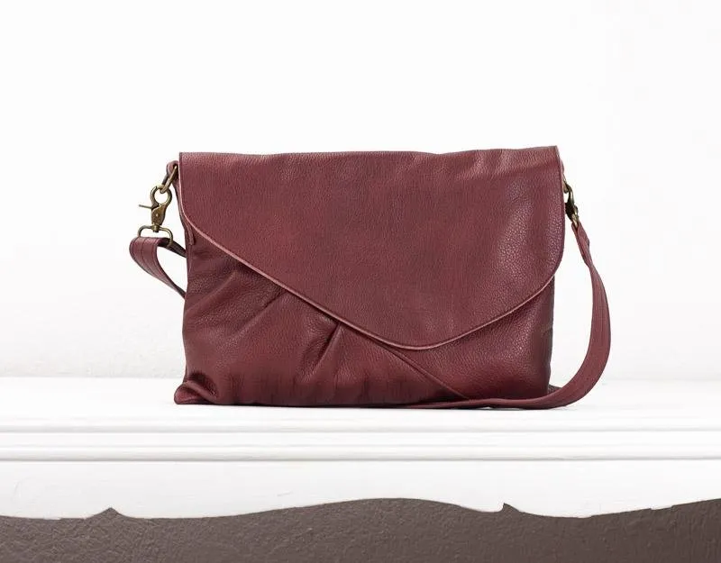 Erato clutch - Burgundy leather