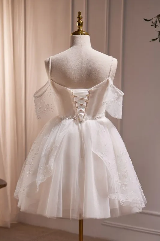 Exquisite Ivory Spaghetti Straps Tulle Homecoming Dress with Pearls