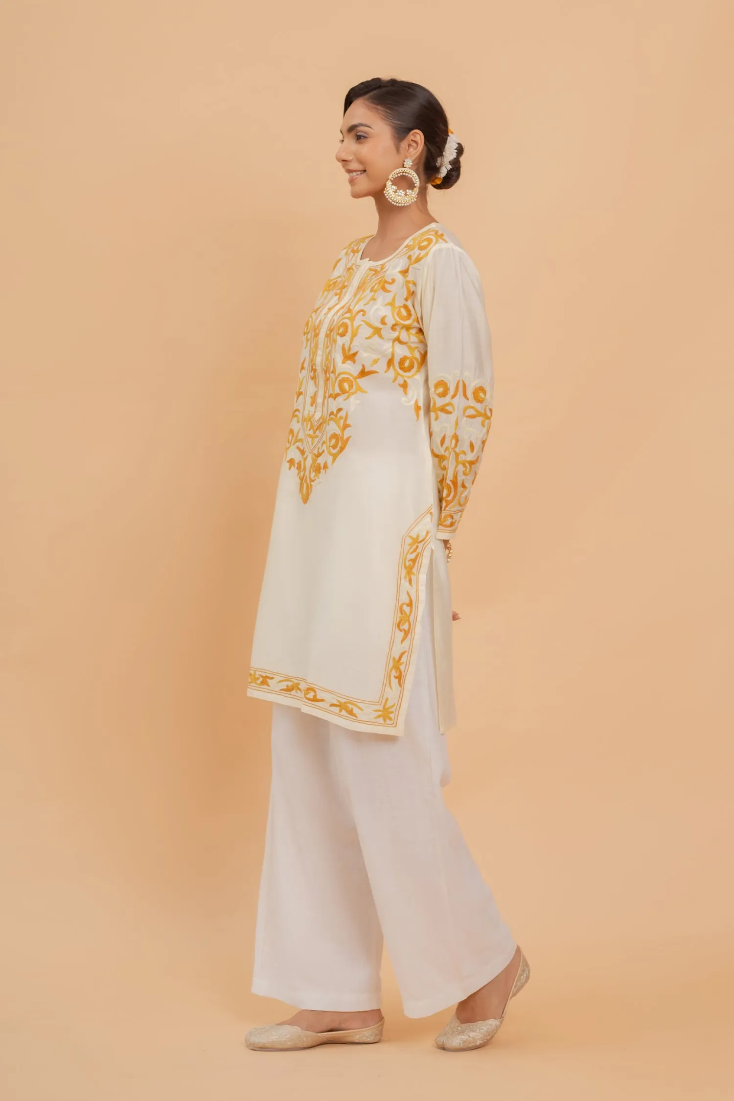 Falak Kashmiri Long Kurta In Chanderi Silk With Yellow Embroidery