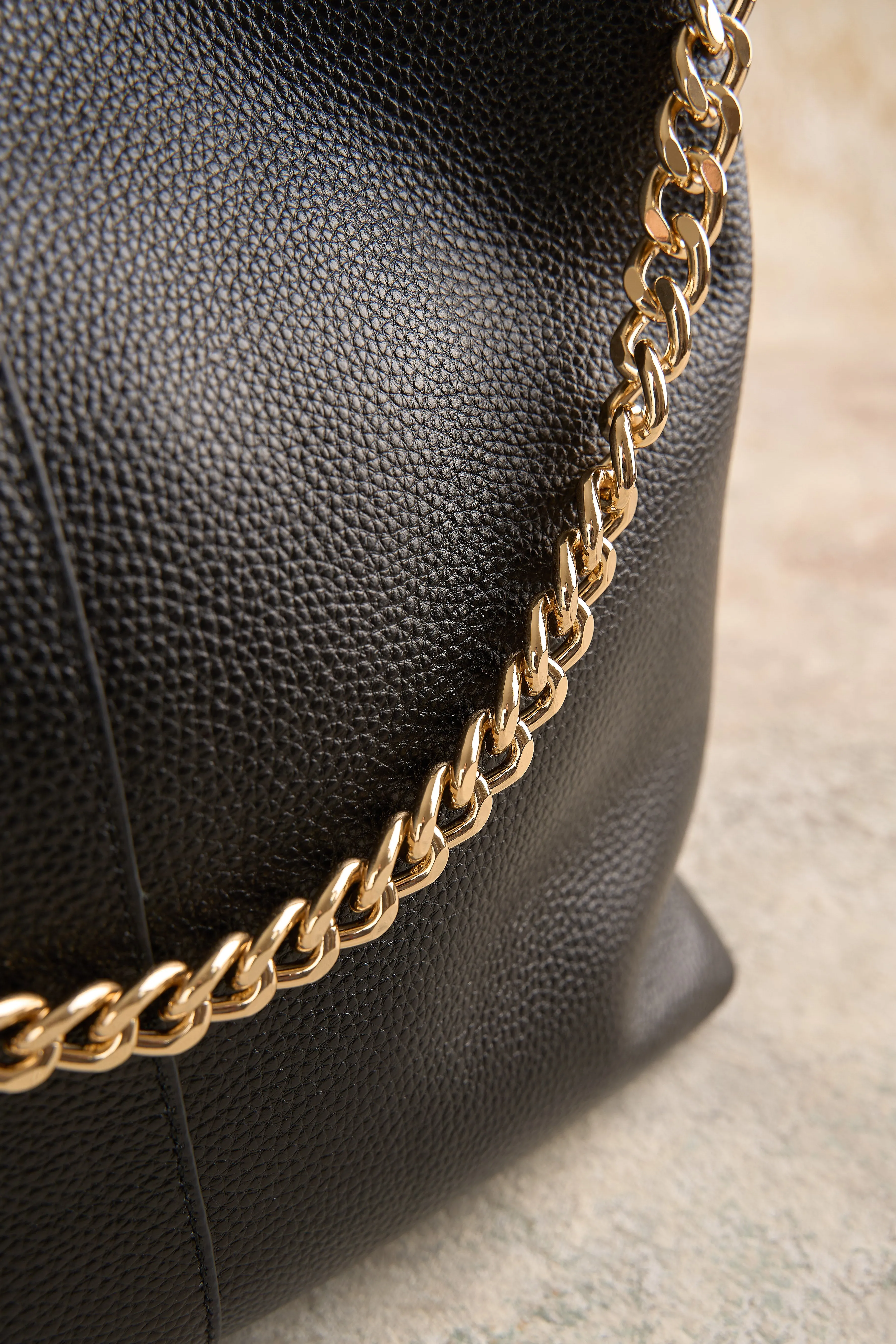 Leather Hobo Chain Bag