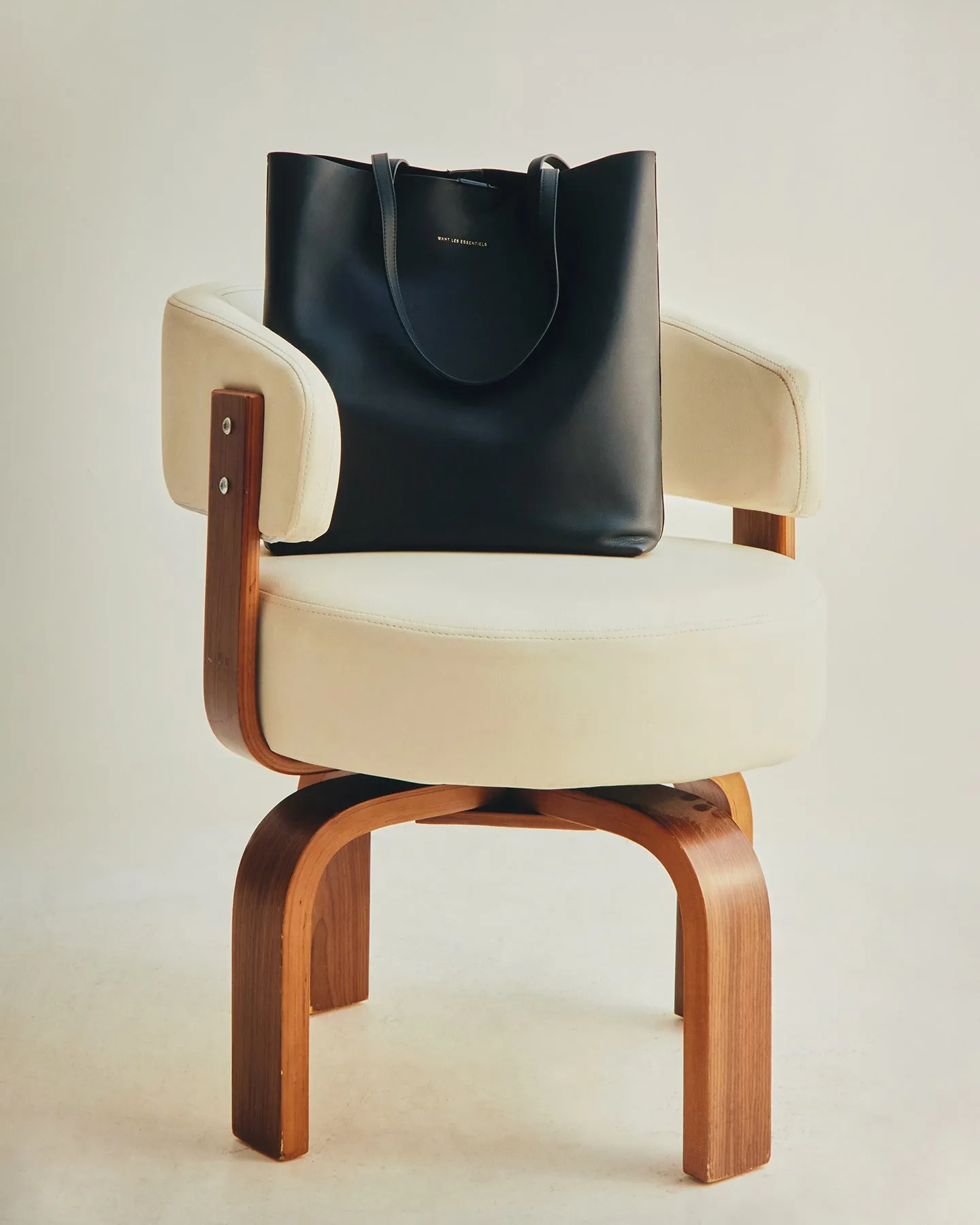 Logan Vertical Leather Tote