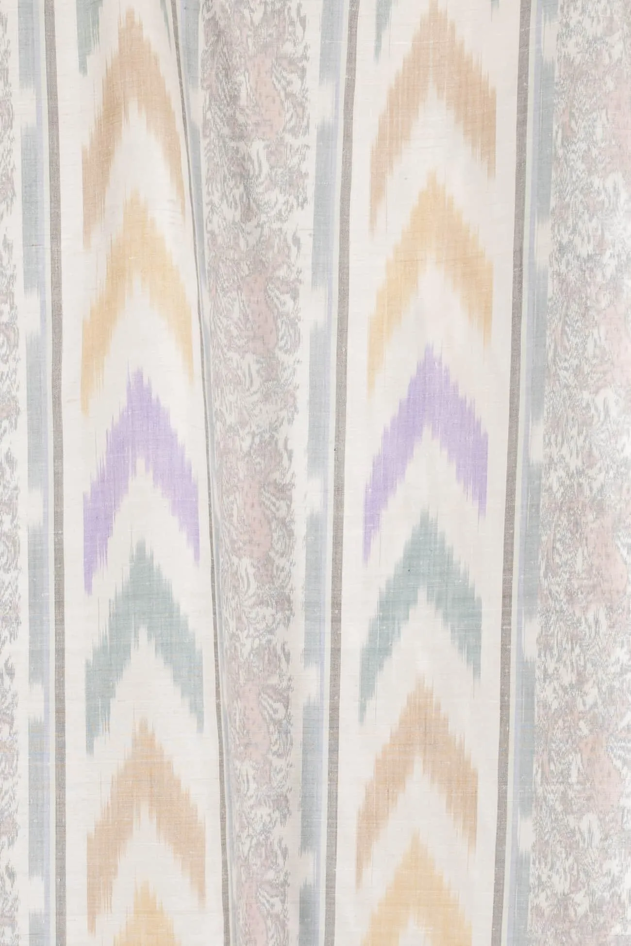 Nisa Ikat Silk Woven