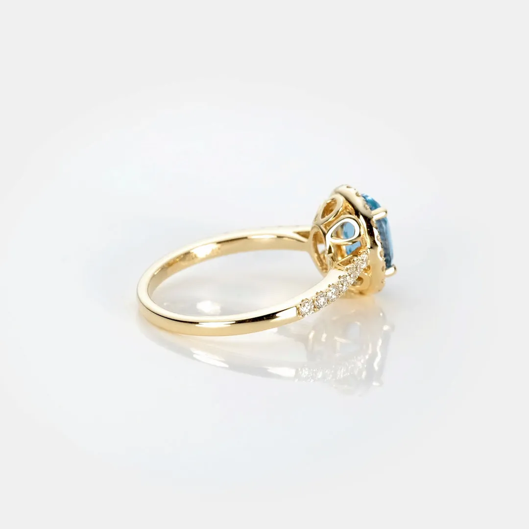 Oval Swiss Blue Topaz Halo Ring White Gold - Suna