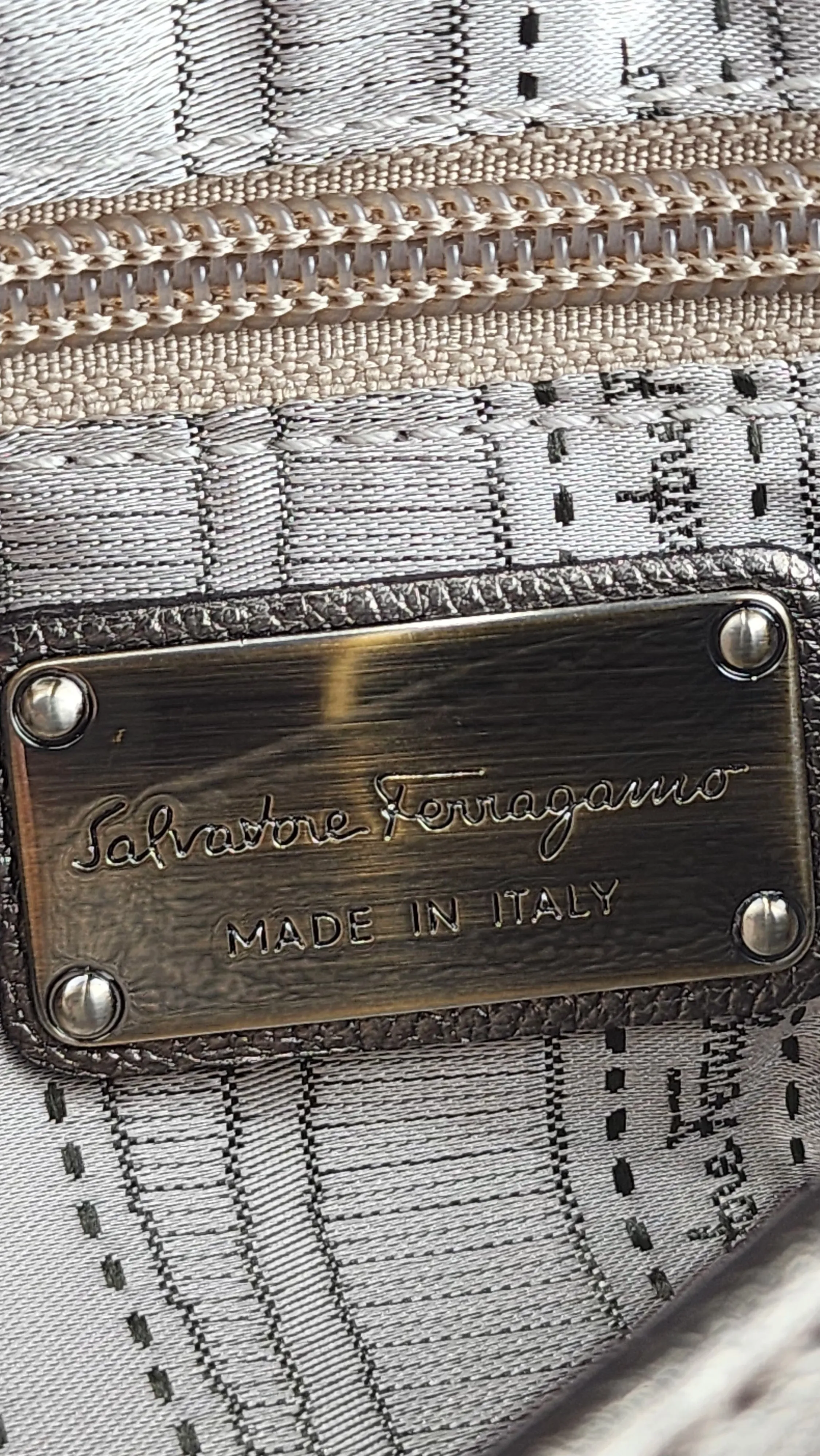 Salvatore Ferragamo Sofia Gancini Leather Hand Bag - 1028