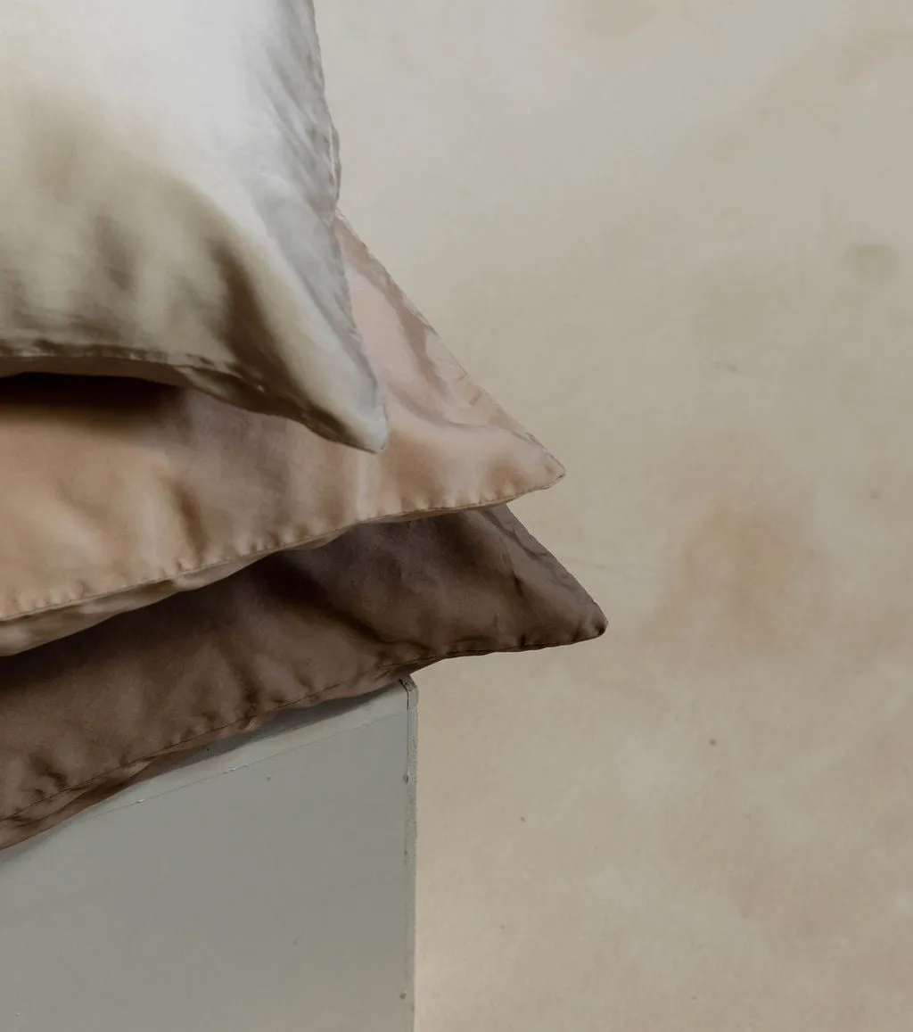 Silk Pillowcase in Fawn