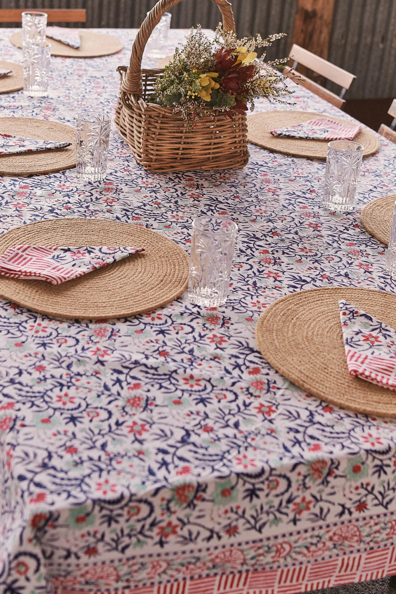 Tablecloth & Napkin Set Trumpet Vine