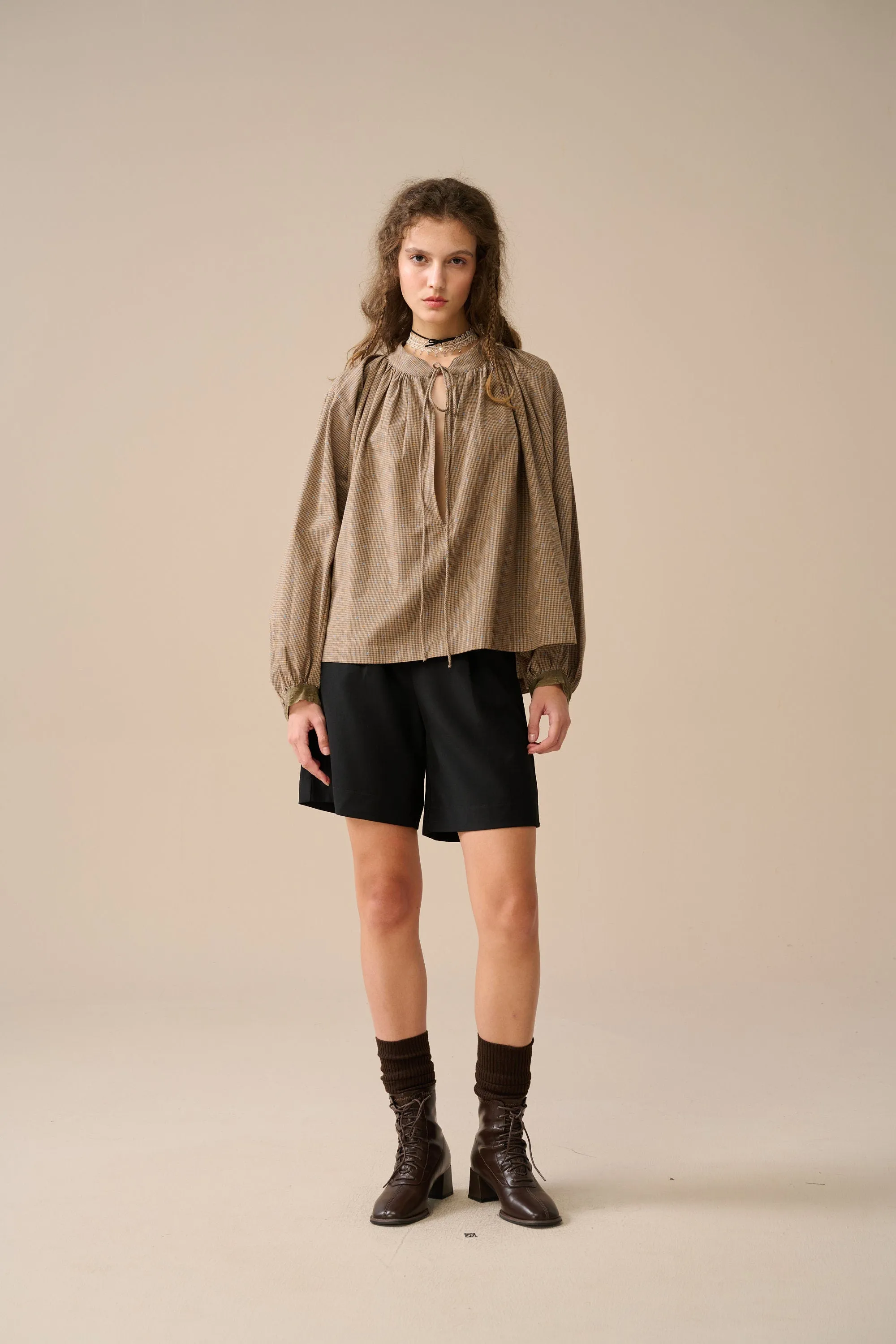 Zora 32 | Puff sleeve linen blouse